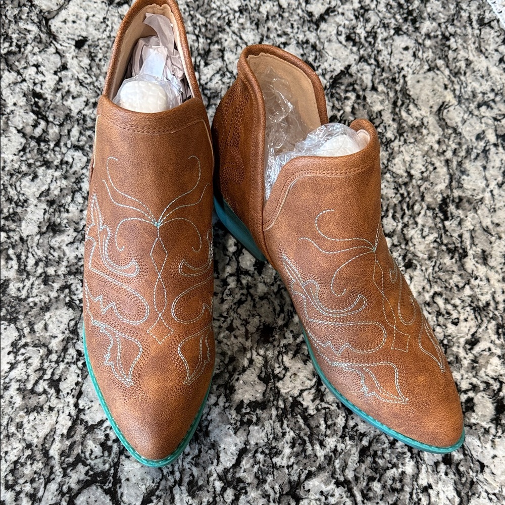 Elegant Tan Embroidered Ankle Booties